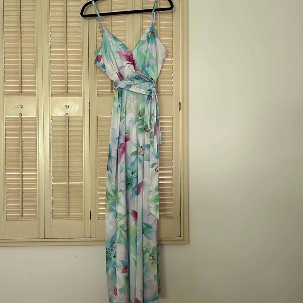 Nicole Miller silky satin watercolor floral gown dress EUC